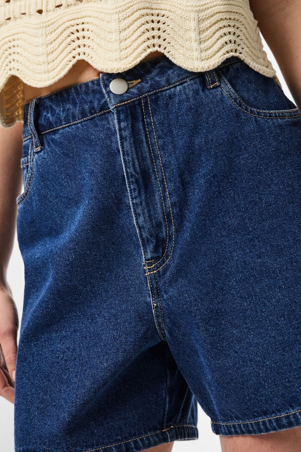 Abbi Shorts - Medium Blue Denim