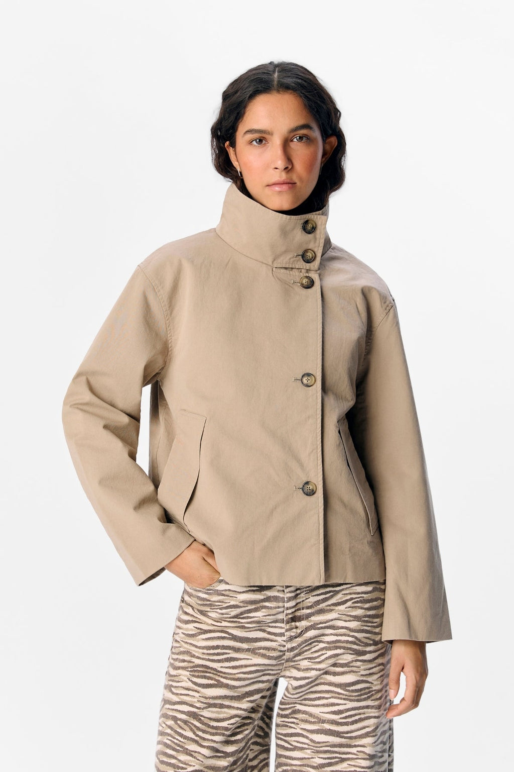Gro Re Short Jacket -  Desert Taupe