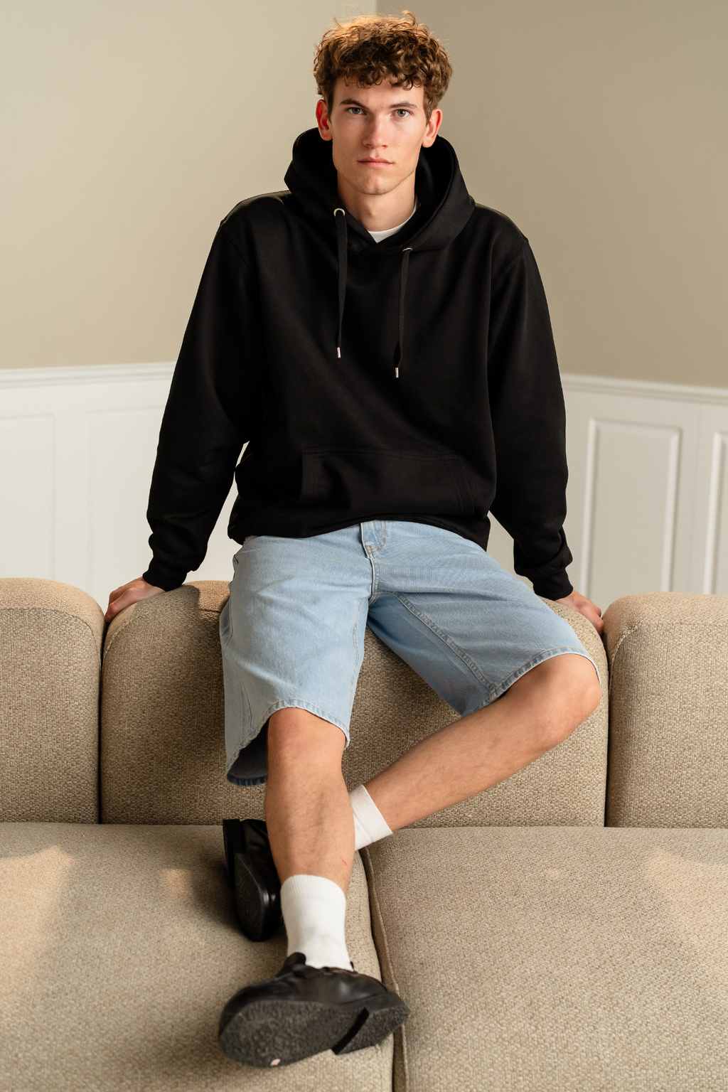 Sweat à capuche de base - noir