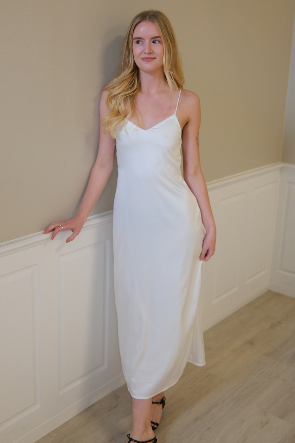 Robe de sangle Elina - blanc