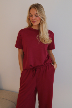 Leah Loose T-shirt - Burgundy