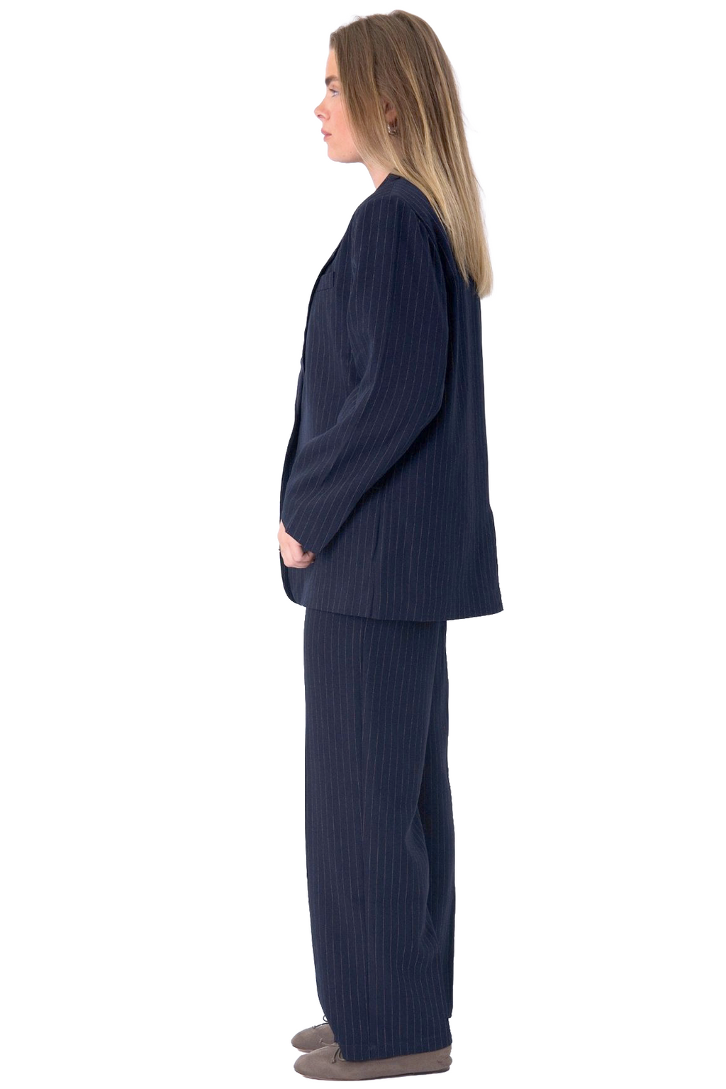 Costume surdimensionné (Navy Pinstripe) - Forme de package
