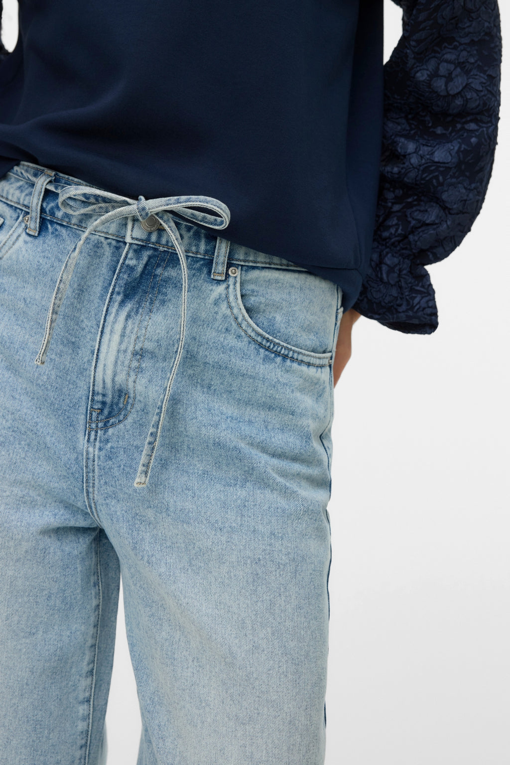 Wien Wide Belt Jeans -  Light Blue Denim