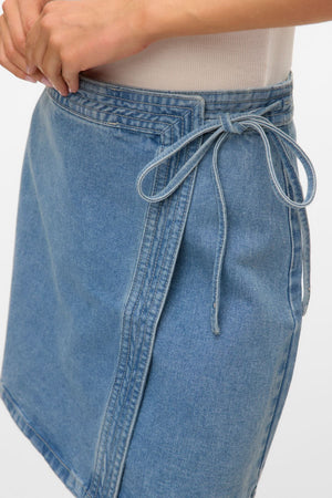 Jupe portefeuille courte en jean Liza - Denim bleu moyen