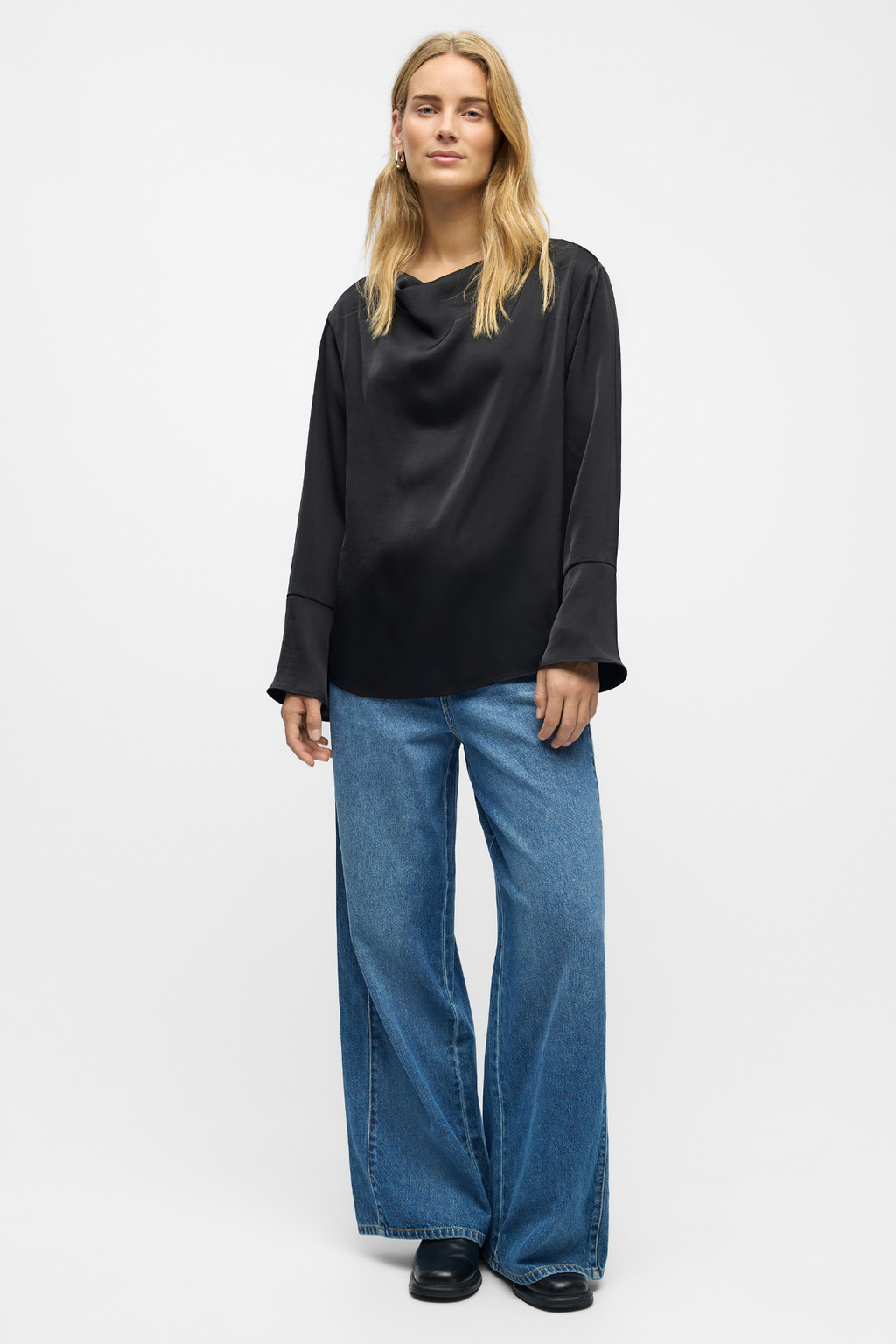 Top en cascade de piment - noir