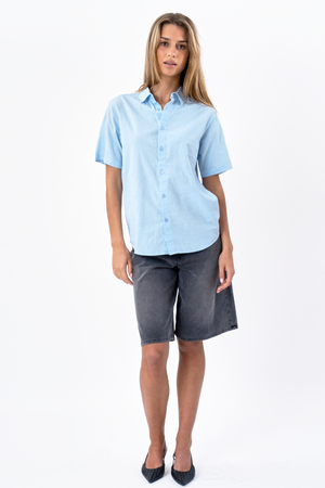 Chemise en lin à manches courtes - bleu clair