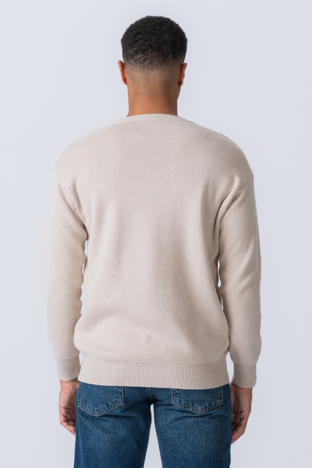 Pull en tricot à l'équipage - beige clair