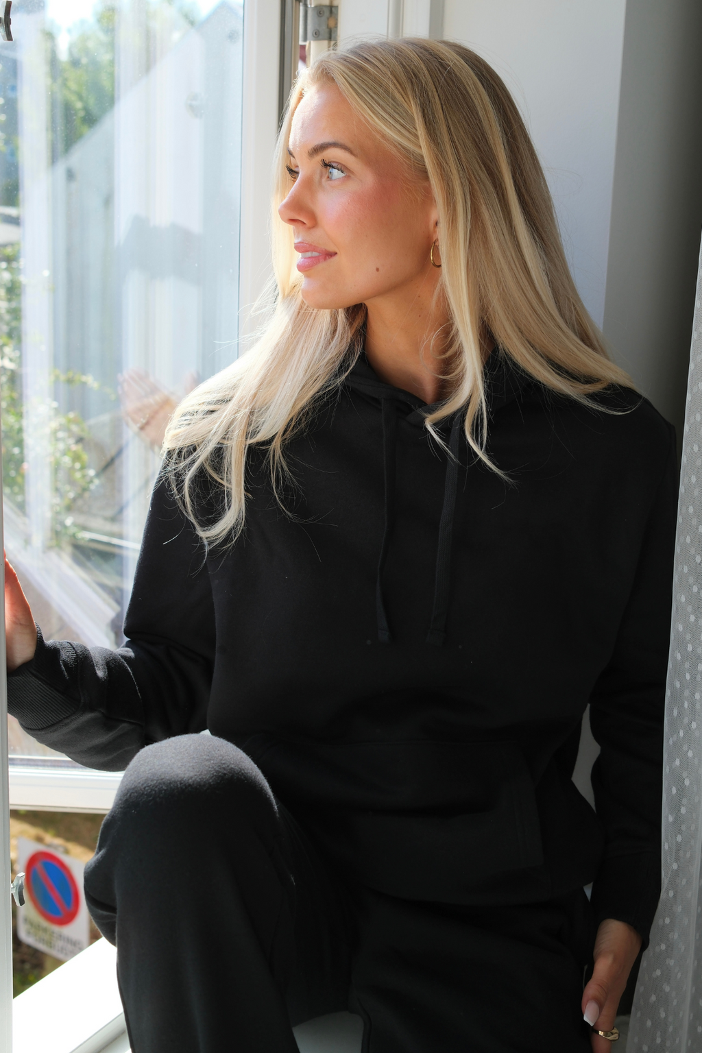 Sweat à capuche essentiel - Noir