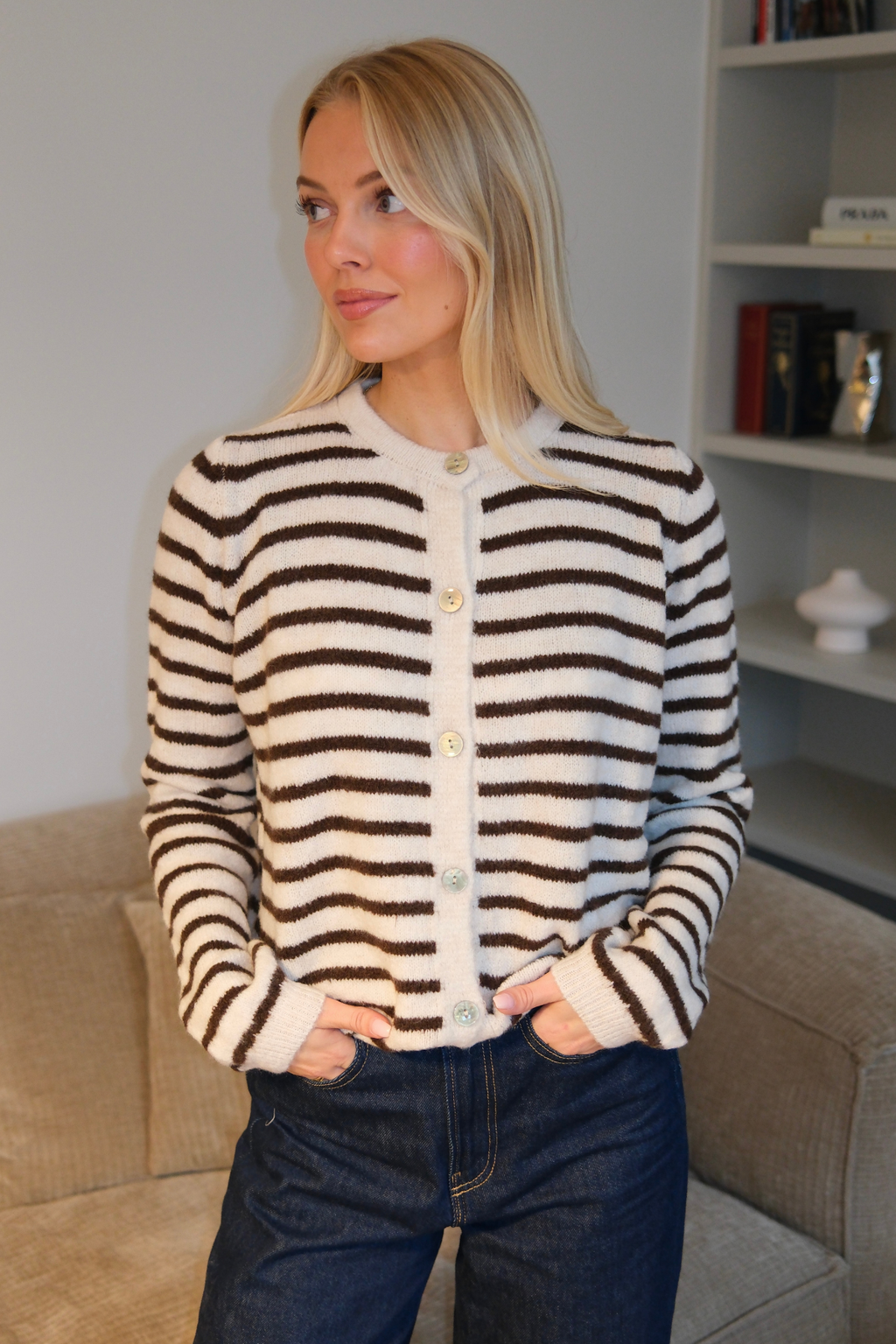 Cardigan en tricot rayé Cizette - Blanc cassé/Marron