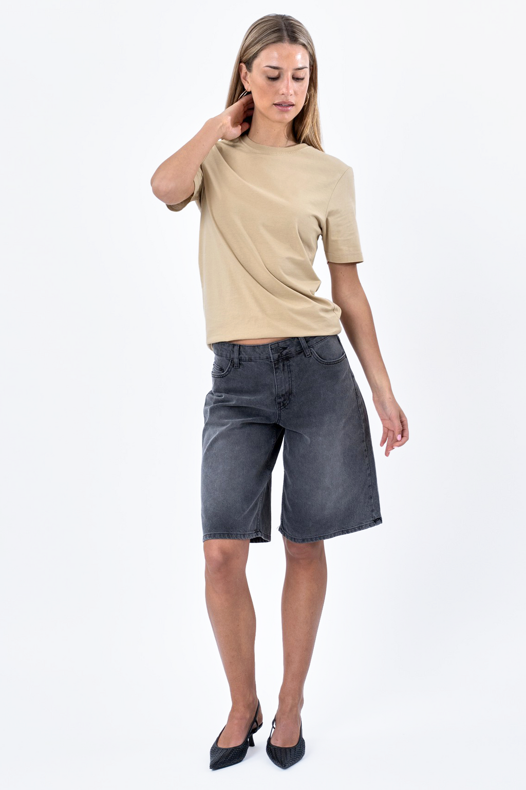 Boyfriend Tee - Sable