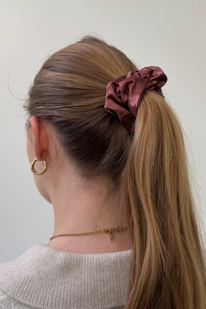 Satin Scrunchie - Purple foncé