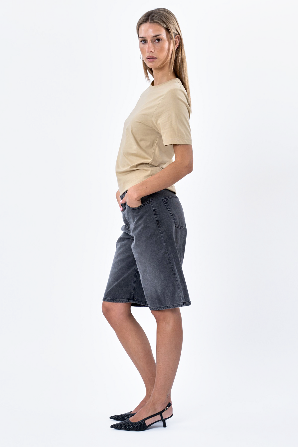 Boyfriend Tee - Sable