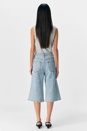 Isra Bermudes Shorts - Denim bleu moyen