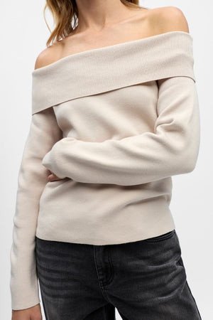 Reynard Off Shoulder Knit - Silver Grey