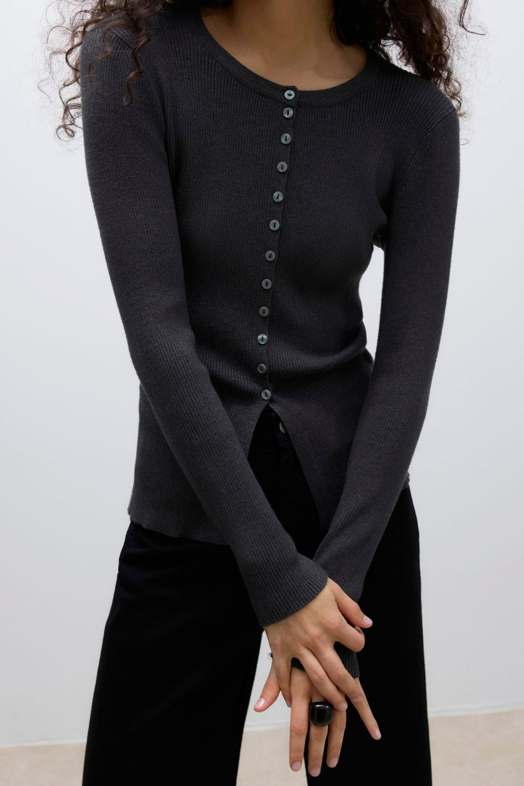 Cardigan en tricot ukino o-cou - mélange gris foncé