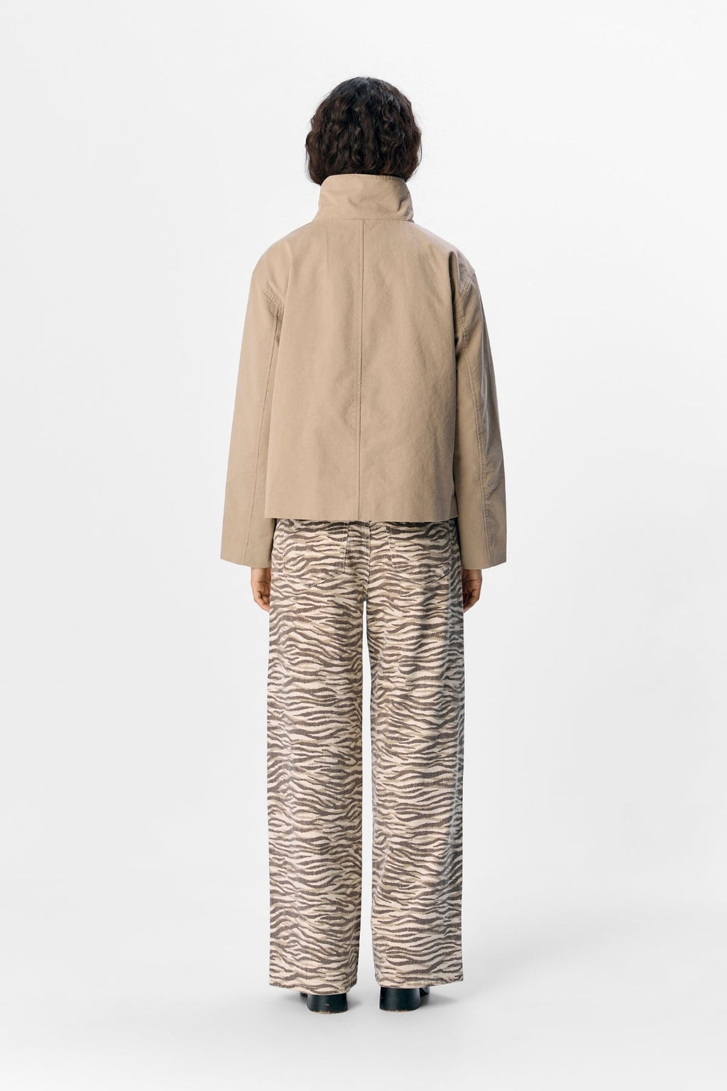 Gro Re Short Jacket -  Desert Taupe