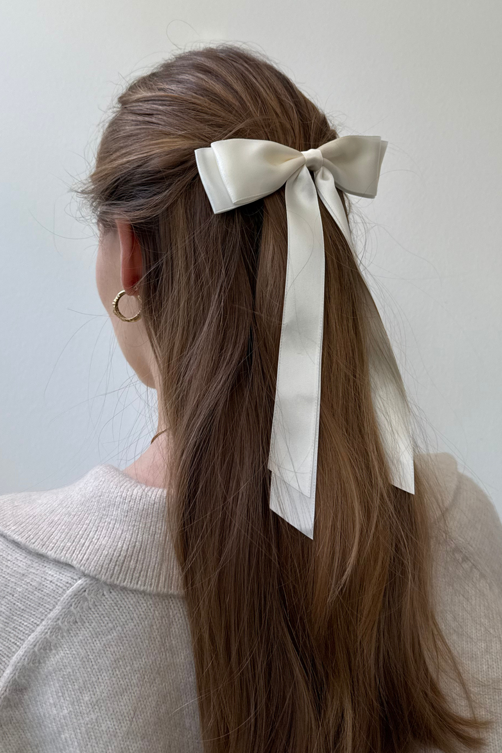 Bow Clip - Beige