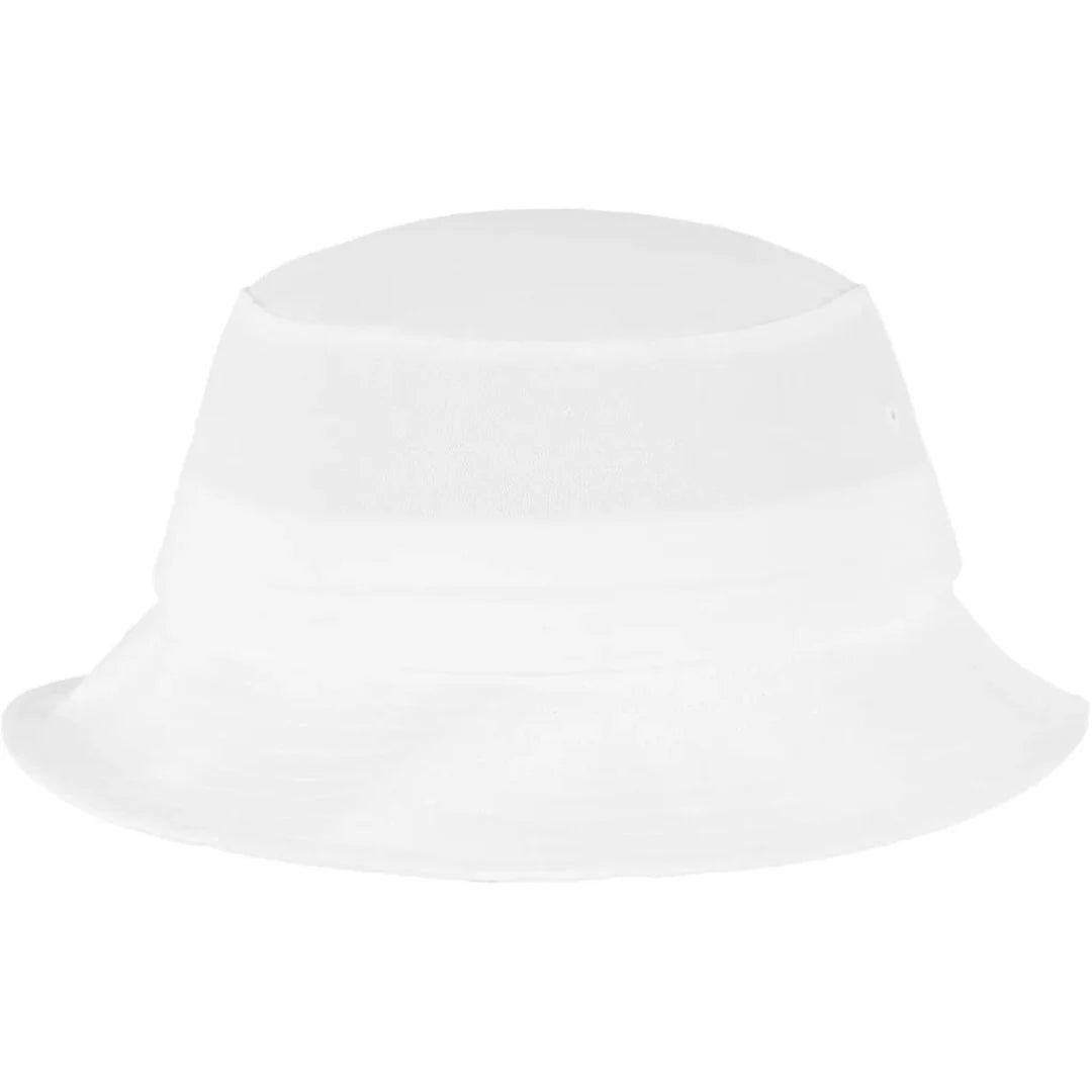 9. Le chapeau blanc classique