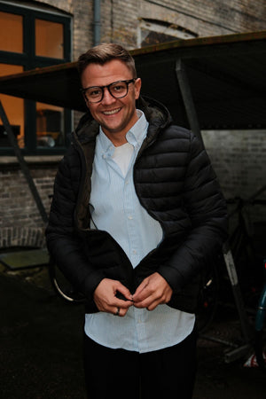 Blouson bouffant léger à capuche - Noir