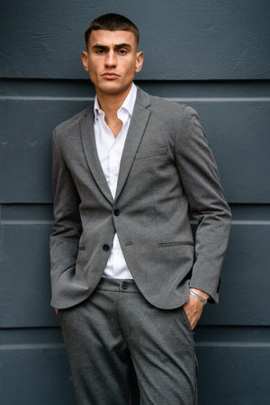 The Original Performance Suit Regular Fit – (Dark Grey)