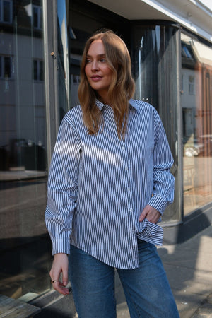 TUTTA LO L / S - Black / White