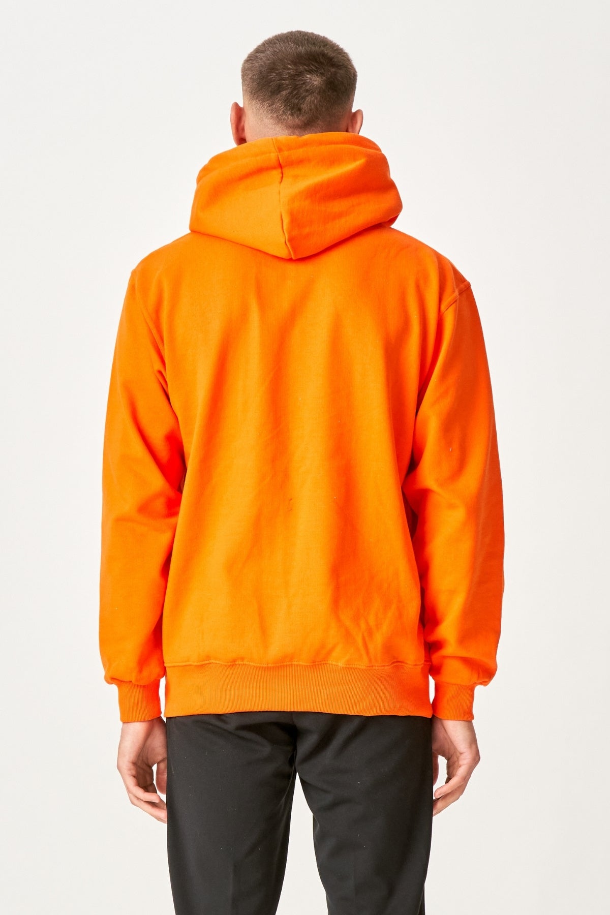 Achète en toute confiance Basic Sweat à capuche - Orange chez Achète en toute confiance Basic Sweat à capuche - Orange chez