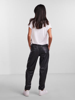 Nicole Bukser - Trier