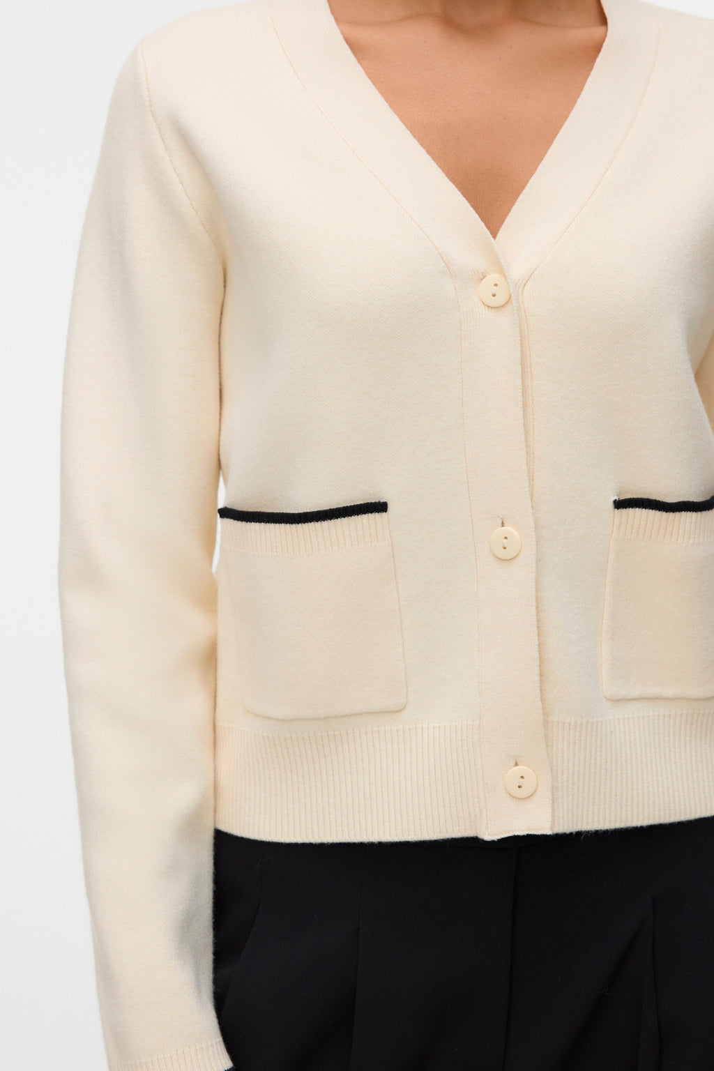 Cardigan contrasté doré à col en V - Birch W. Black