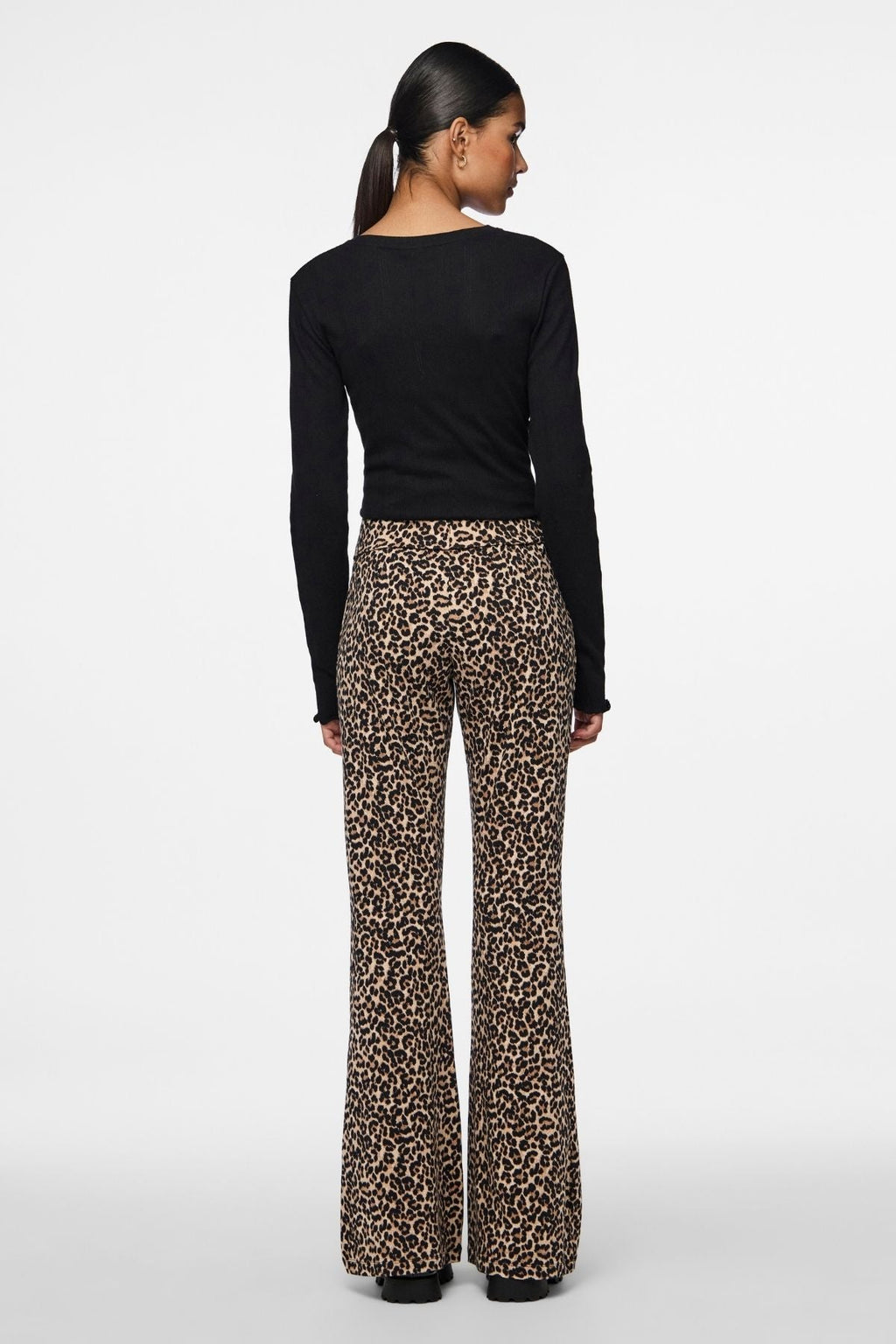 MARIE O-LECK POIN TOP - Black