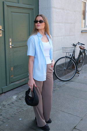 Chemise en lin à manches courtes - bleu clair