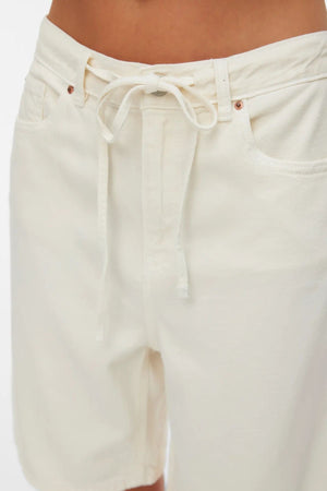 Villa Bermudes Denim Shorts - Écru