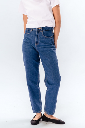 The Original Performance Mom Jeans - Denim bleu moyen