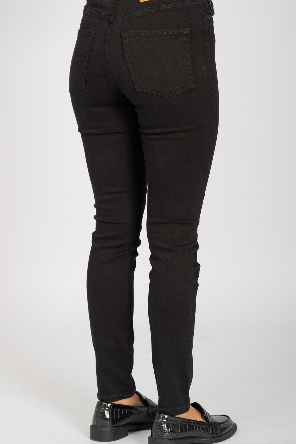 Le jean skinny de performance original - Black Denim