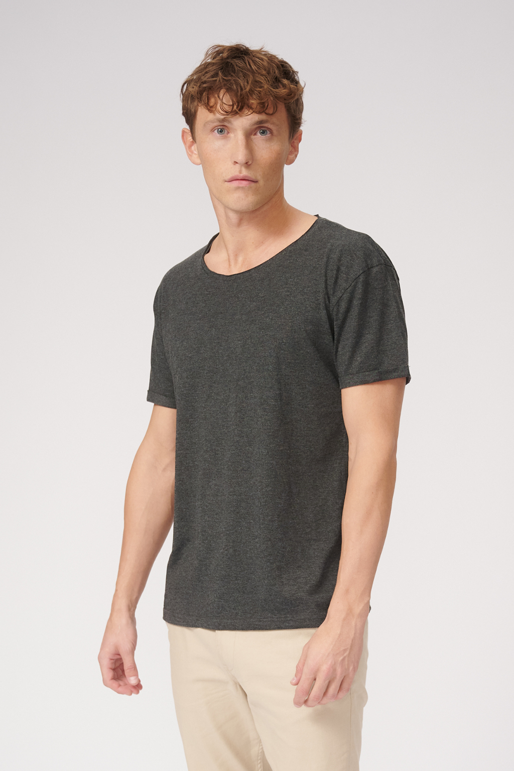 Deep Neck T-shirt - Dark Gray