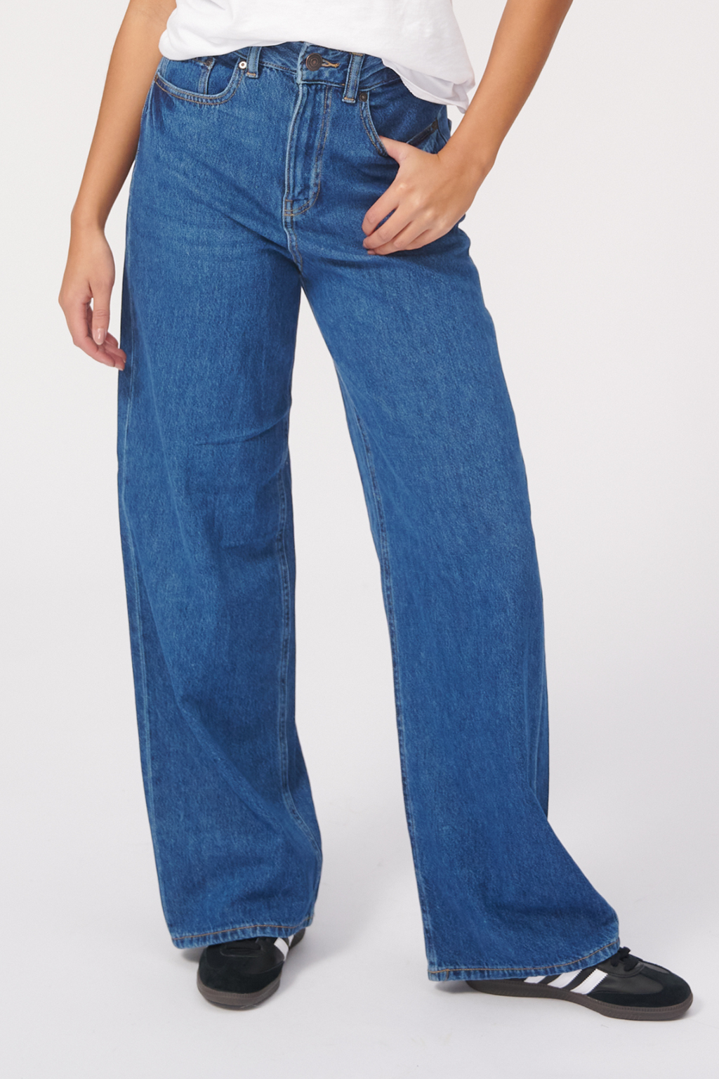 Le jean large de performance original - denim bleu moyen