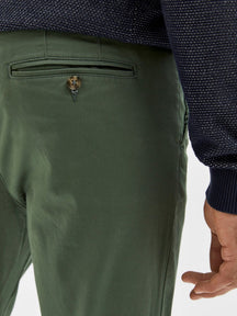 Miles Flex Chino Pants - Bronze Green (organic cotton)
