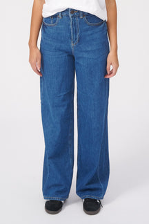 Le jean large de performance original - denim bleu moyen